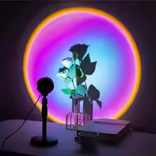 ✨ 16 Kleuren RGB Sunset Projector Lamp | De TikTok Vibe Creator met Afstandsbediening (360° Draaibaar)